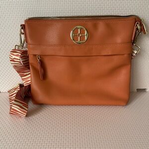 IMÁN purse in perfect condition